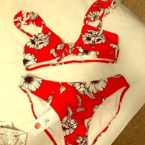 Cupshe NWT red floral ruffles bikini